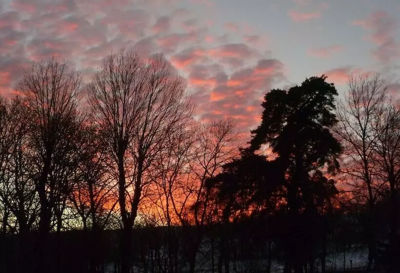 Majatalo La Freneraie