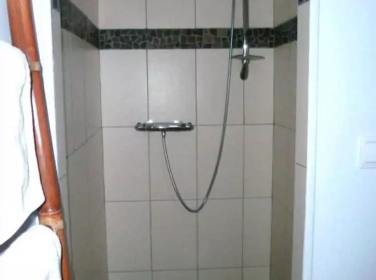 Majatalo La Freneraie