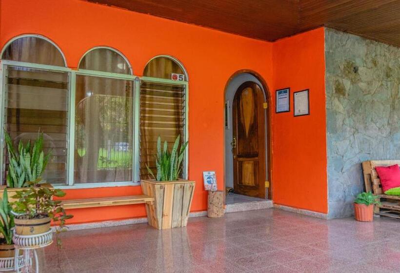 Hostel Hostal Familiar Argeñal