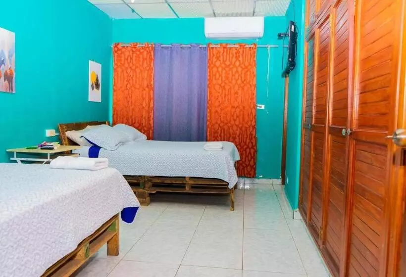 هاستل Hostal Familiar Argeñal