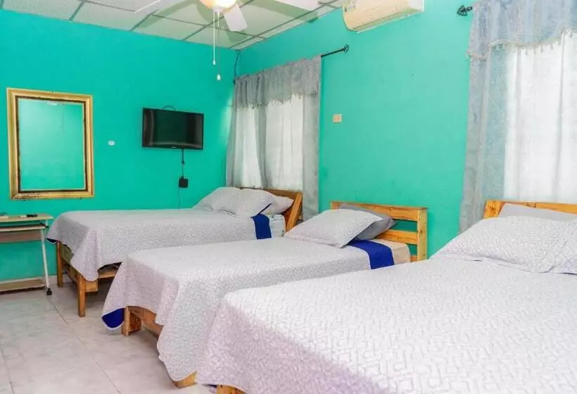 هاستل Hostal Familiar Argeñal