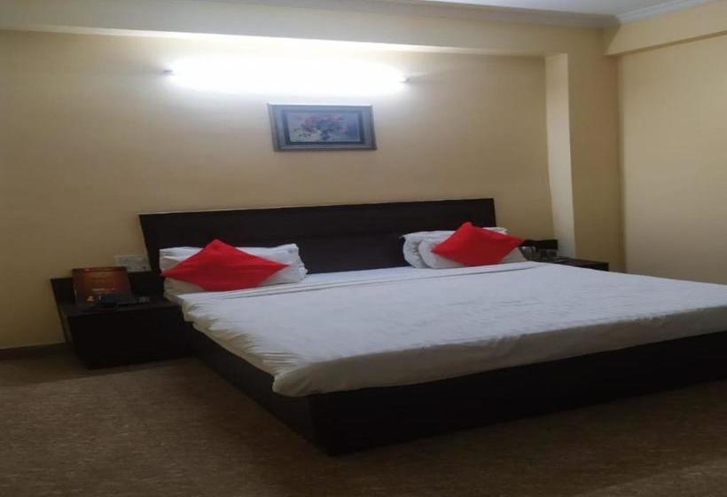 فندق Oyo 80507 Ram Palace