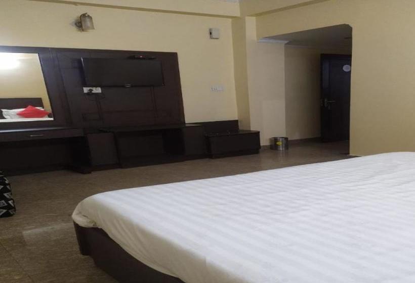 فندق Oyo 80507 Ram Palace