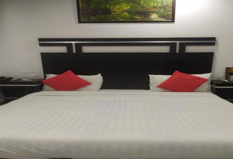 فندق Oyo 80507 Ram Palace