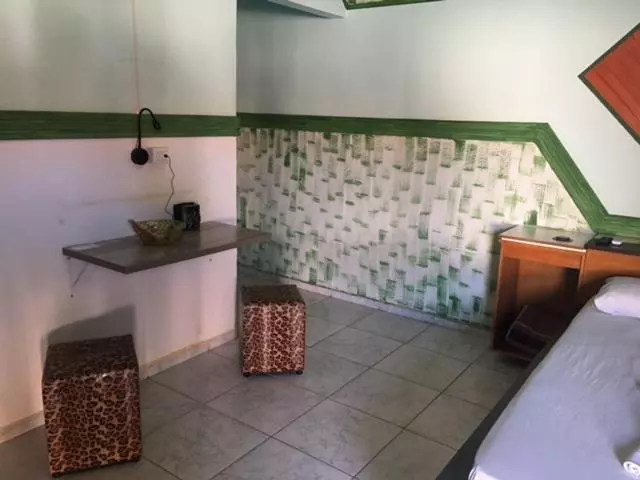 Lux Motel