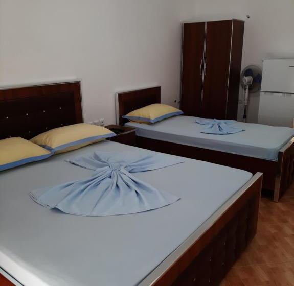 تختخواب و صبحانه Rock Star Pllakat