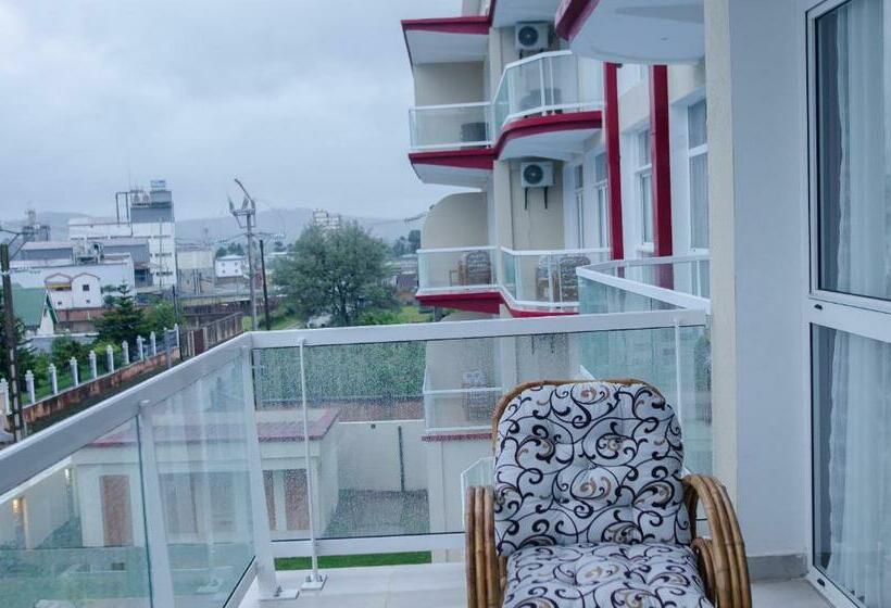 هتل Hôtel Menabe L