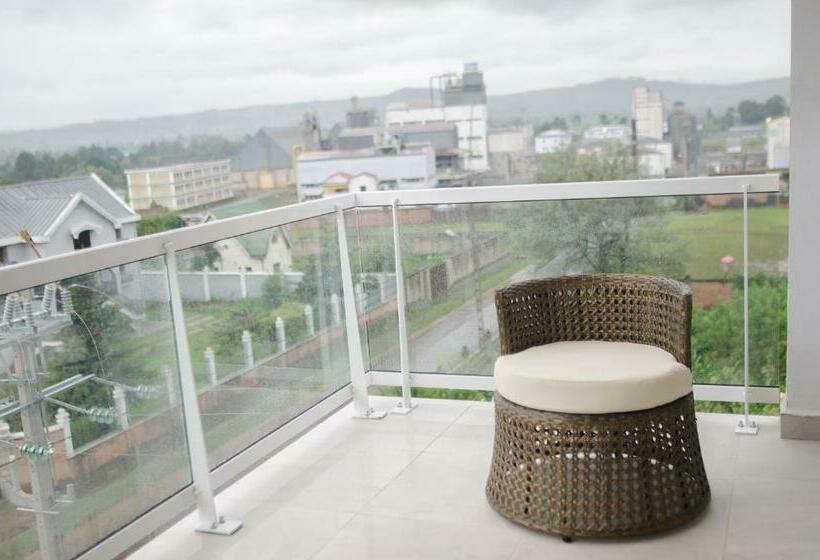 هتل Hôtel Menabe L