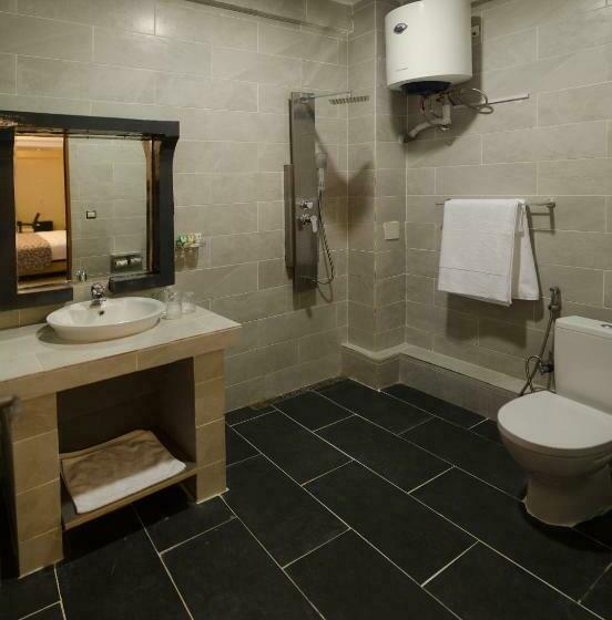 هتل Hôtel Menabe L