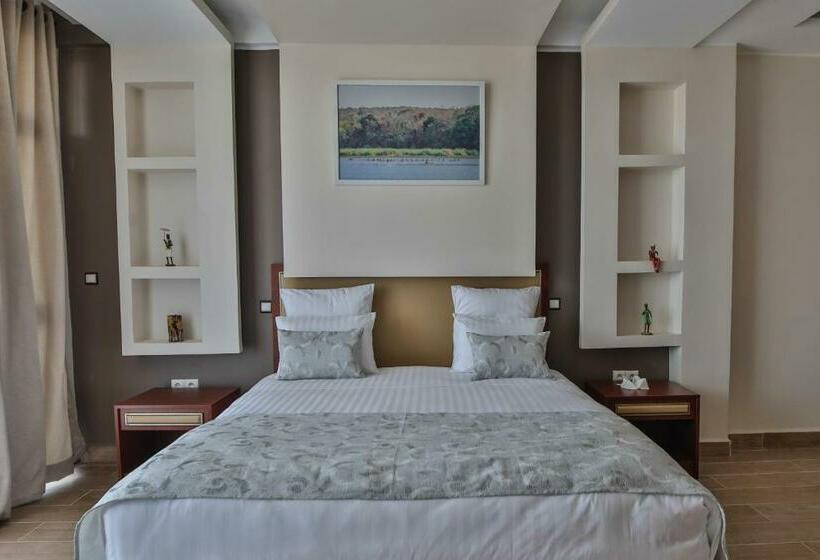 هتل Hôtel Menabe L