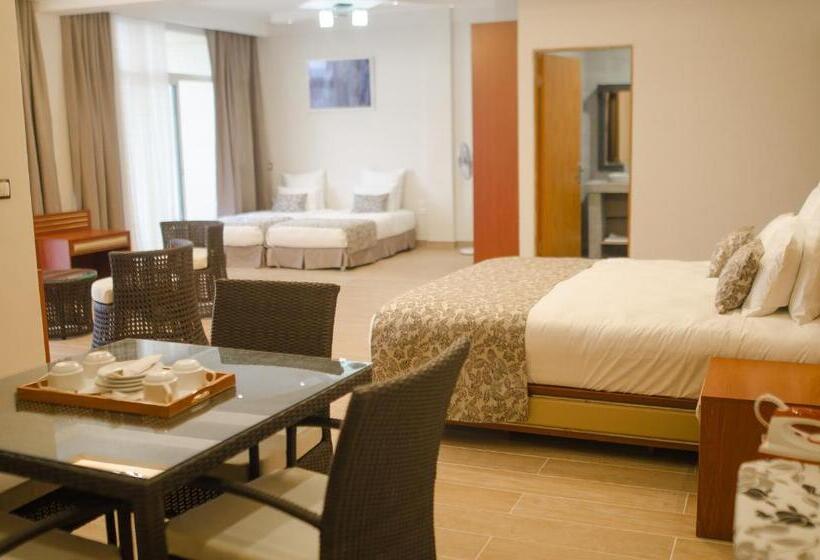 هتل Hôtel Menabe L