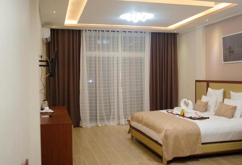 هتل Hôtel Menabe L