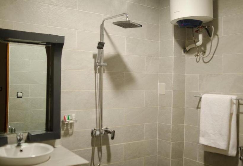 هتل Hôtel Menabe L