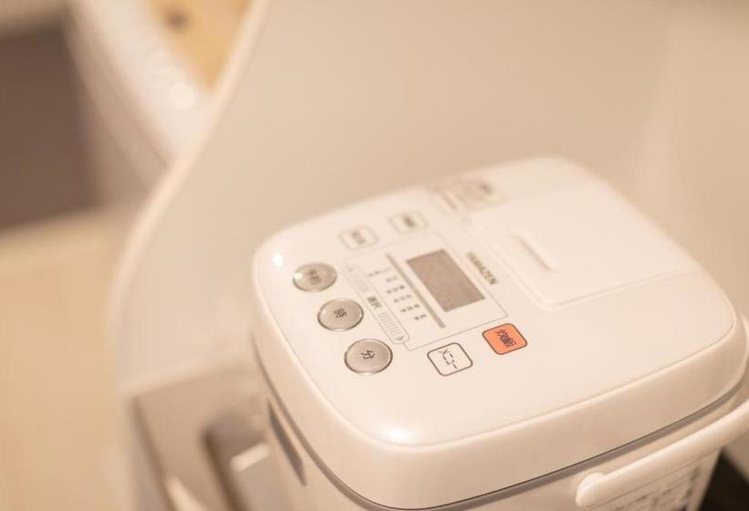 Osaka Sunshine Tower 53 L