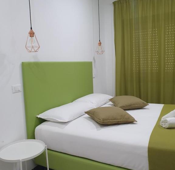 פנסיון Affittacamere Dianir