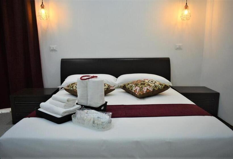 פנסיון Affittacamere Dianir