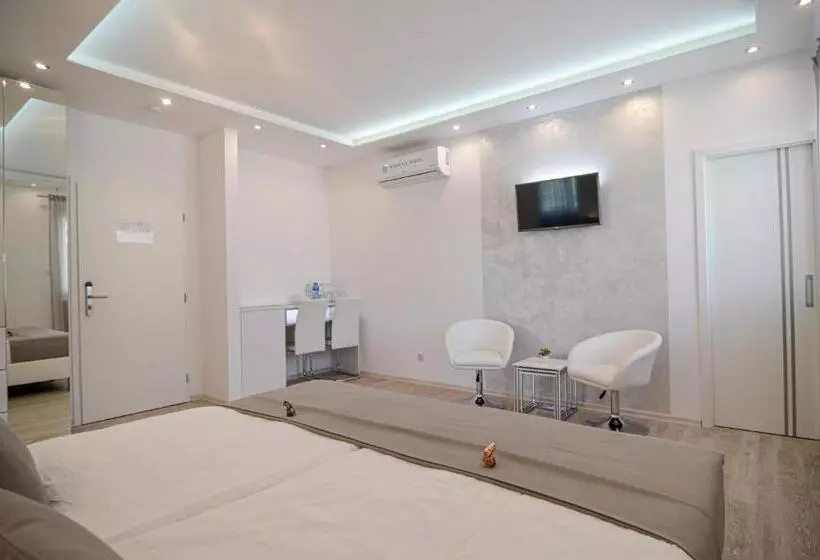 ペンション Residence Malva