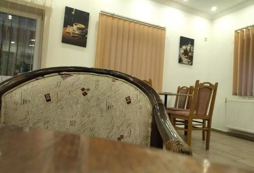 تختخواب و صبحانه Rooms Stefan