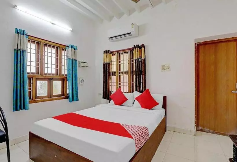 Hotelli O K B Residency