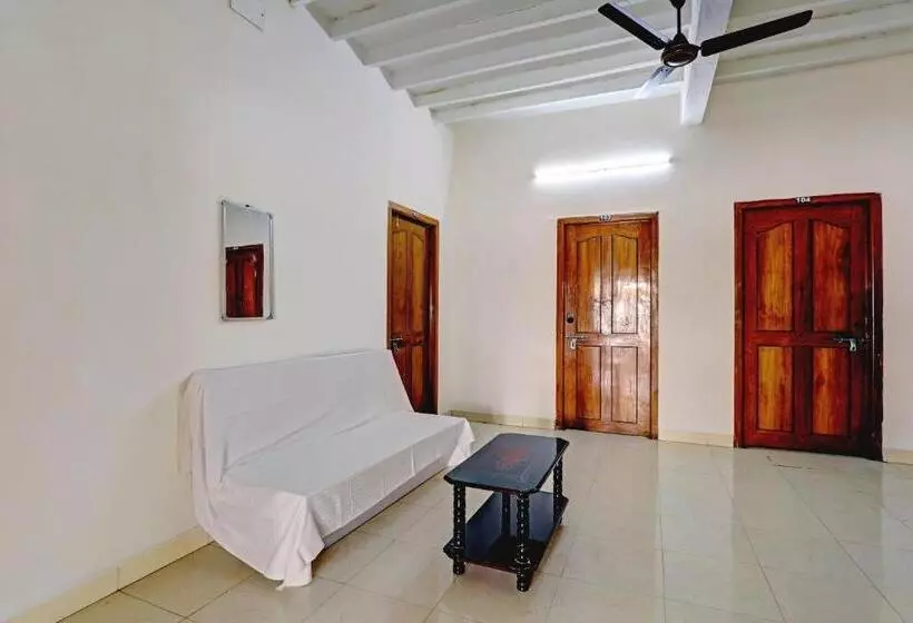 Hotelli O K B Residency