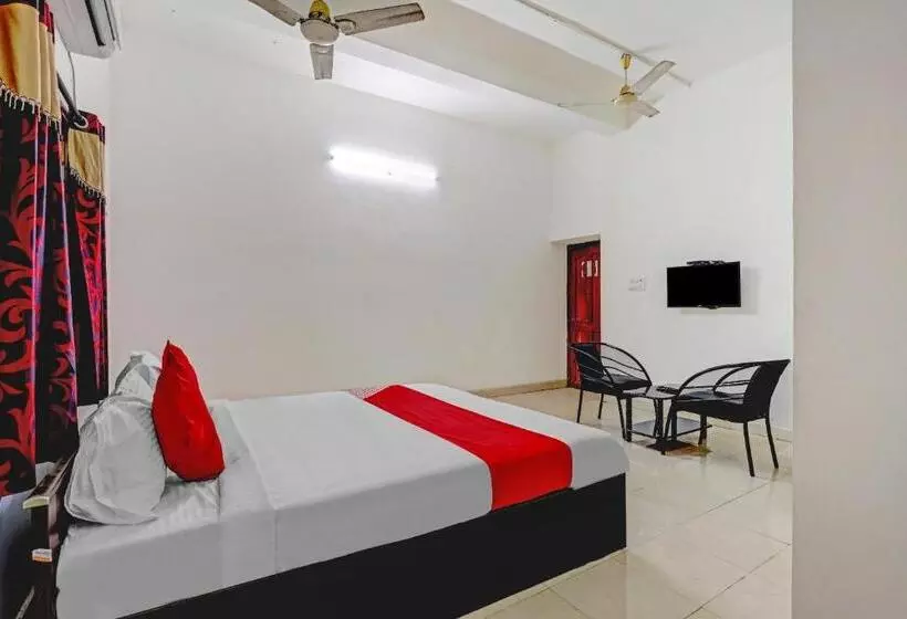 Hotelli O K B Residency