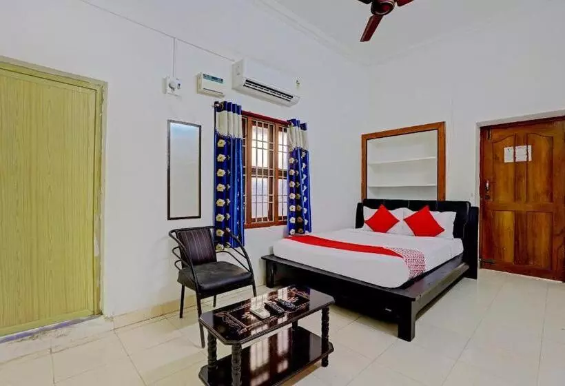 Hotelli O K B Residency