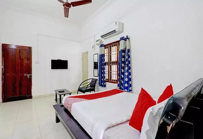 Hotelli O K B Residency