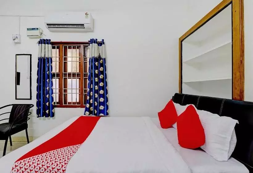 Hotelli O K B Residency