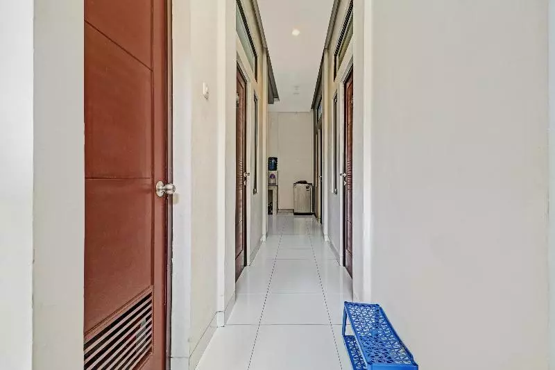 Hotel Oyo 90452 Pillow Inn