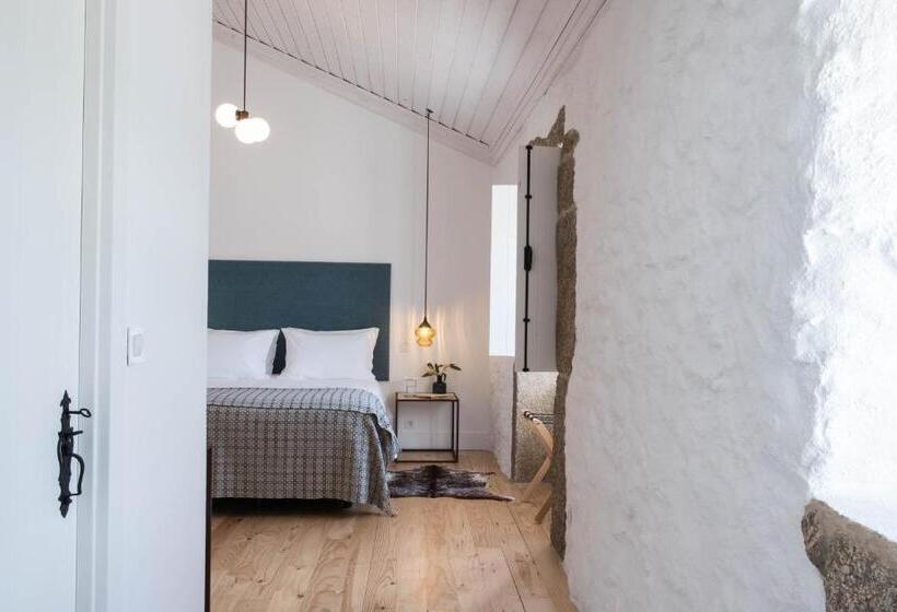 هتل Quinta Do Rio Noémi