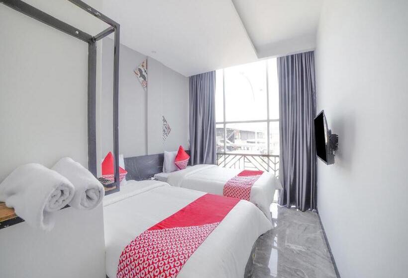 Capital O 90447 Kardopa Hotel Megapark