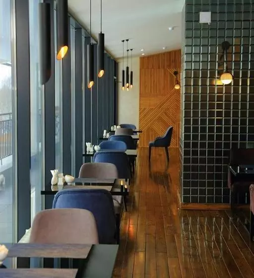 هتل Grand Khan Tengri 4