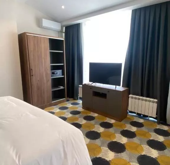 هتل Grand Khan Tengri 4