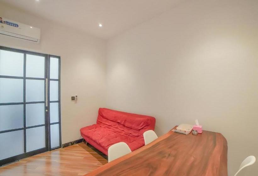 Capital O 90447 Kardopa Hotel Megapark