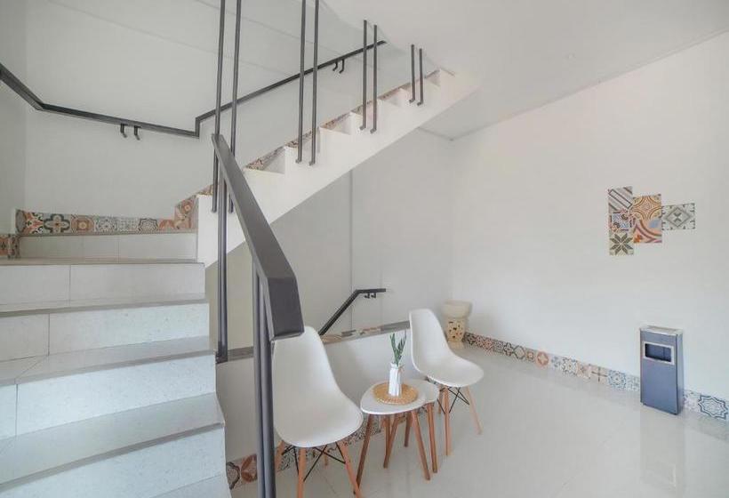 Capital O 90447 Kardopa Hotel Megapark