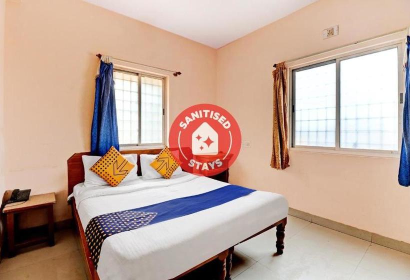 בית מלון כפרי Spot On Janapriya Lodge Near Hare Krishna Hill