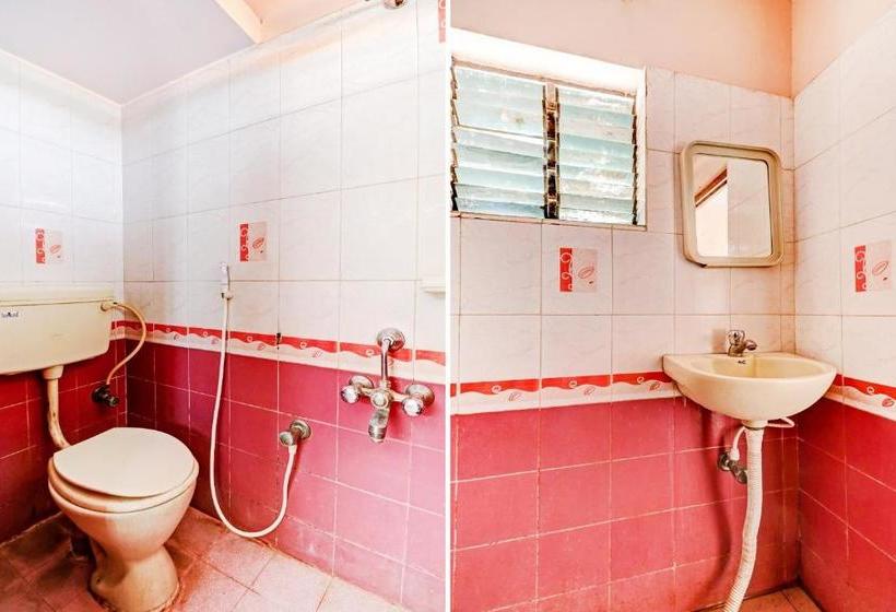 בית מלון כפרי Spot On Janapriya Lodge Near Hare Krishna Hill