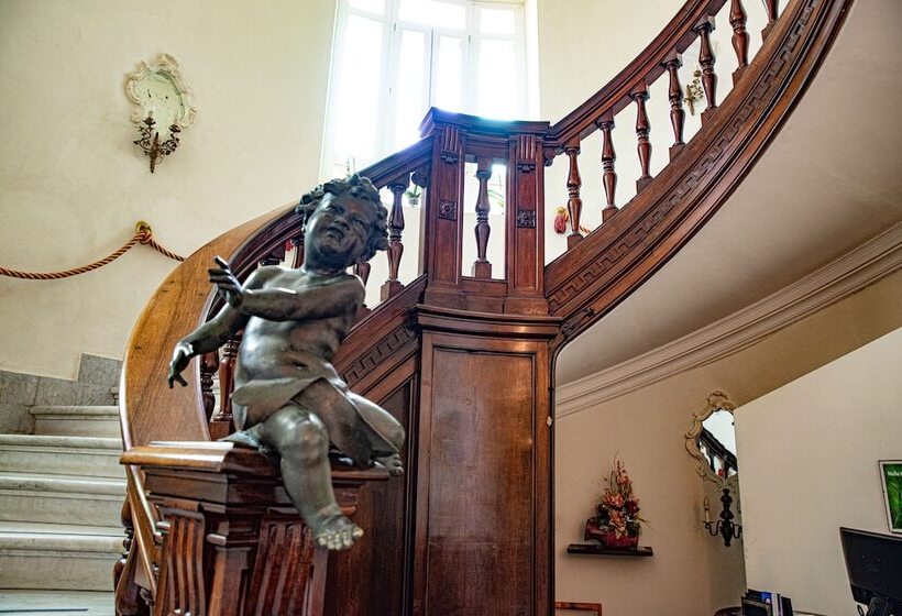 ホテル Villa Maria Teresa