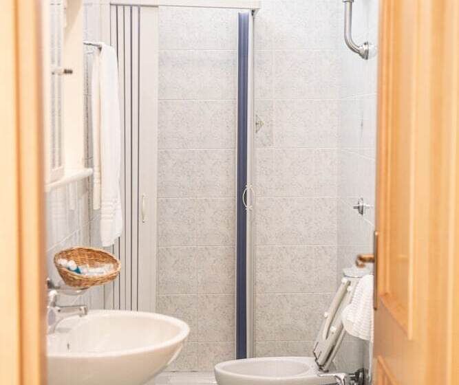 ホテル Villa Maria Teresa