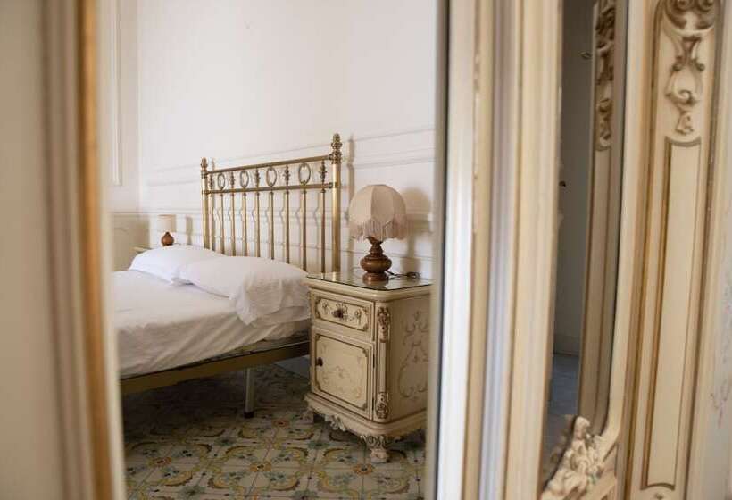 ホテル Villa Maria Teresa