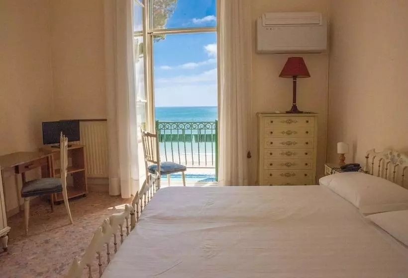 ホテル Villa Maria Teresa