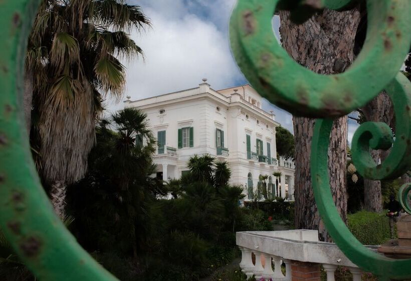 ホテル Villa Maria Teresa