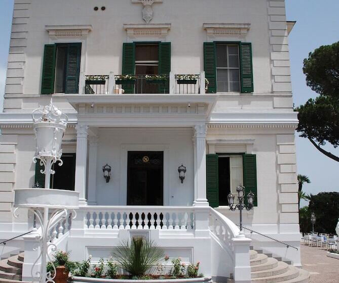 ホテル Villa Maria Teresa