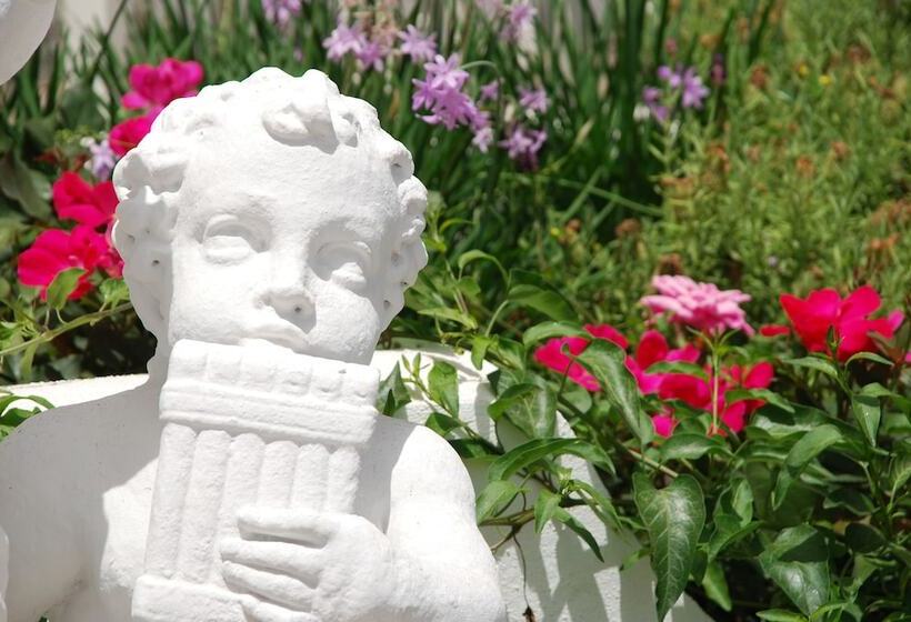 ホテル Villa Maria Teresa