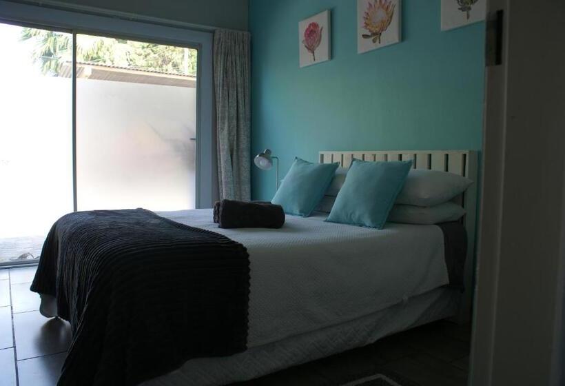 ペンション Flutterby Guesthouse