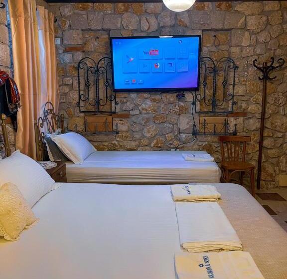 پانسیون Solomon&sons