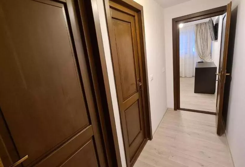 Pensiunea Mădălina