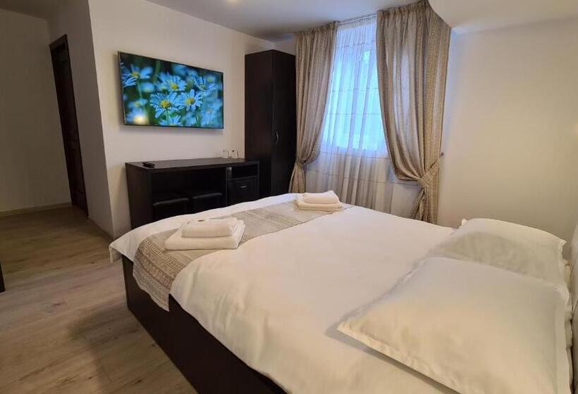 Pensiunea Mădălina