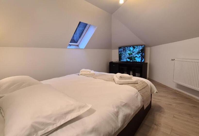 Pensiunea Mădălina