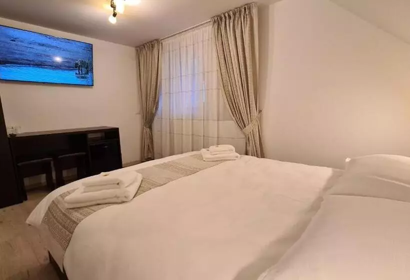 Pensiunea Mădălina